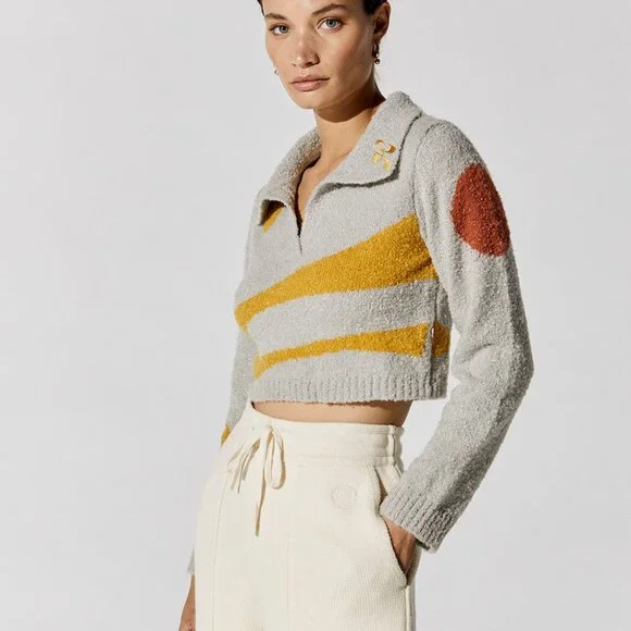 HONOR THE GIFT Pattern Block Long Sleeve Sweatshirt Size Large Cozy Cropped - Picture 2 of 5